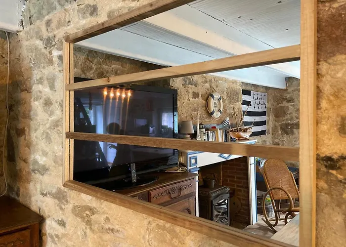 Authentique Maison De Pecheur Au Coeur D\'Un Hameau
