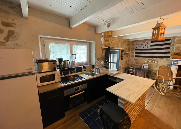 Authentique Maison De Pecheur Au Coeur D\'Un Hameau